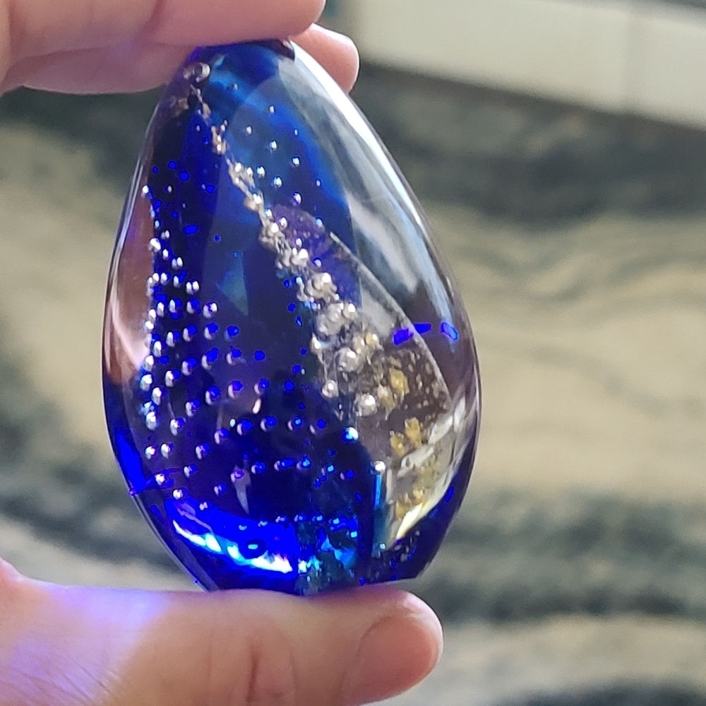 Glass Eye Studio Paperweight blue bullicante vintage